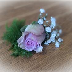 Classic Rose with Gypsophila Boutonniere
