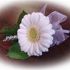 Fancy Gerbera Daisy Boutonniere