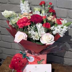 Strawberries and Cream Gift Set